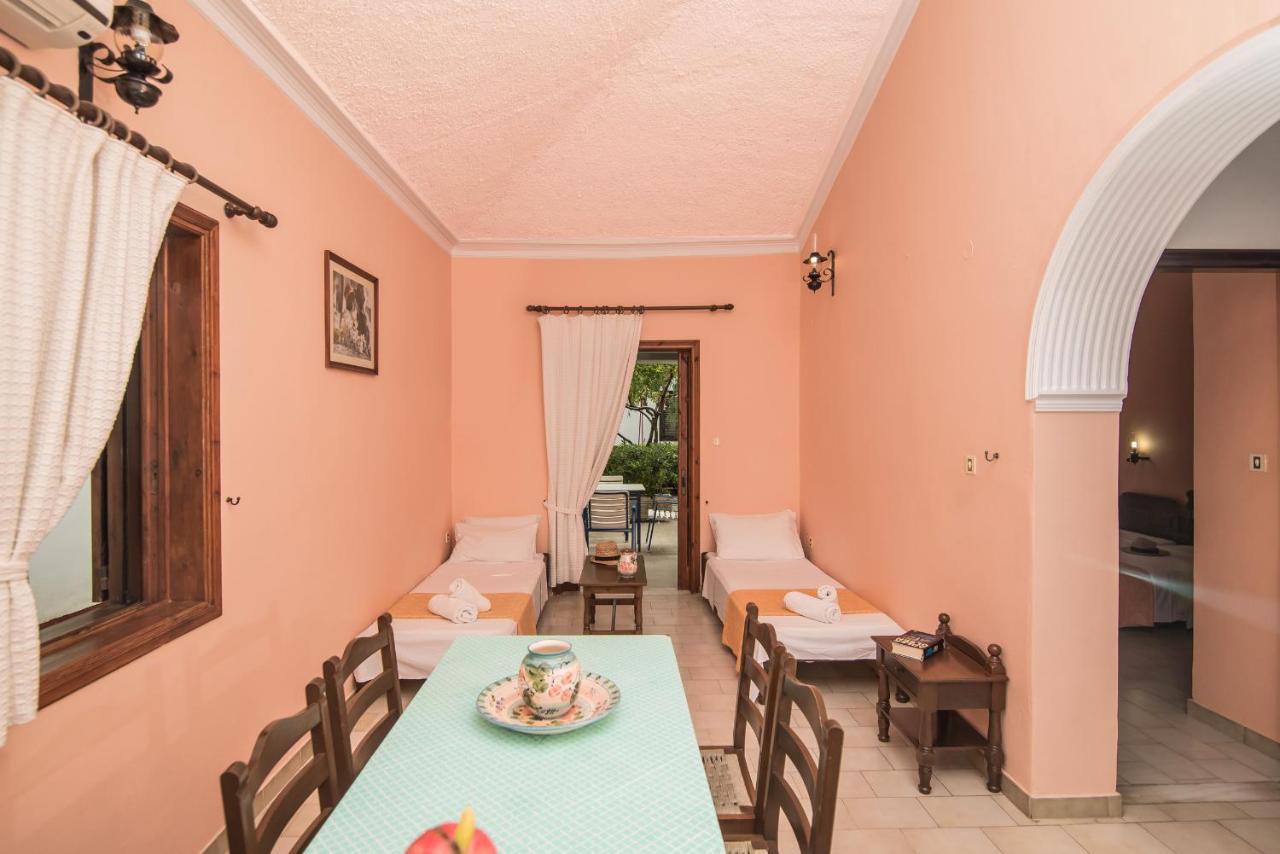 Alykes Park Bungalows Екстер'єр фото