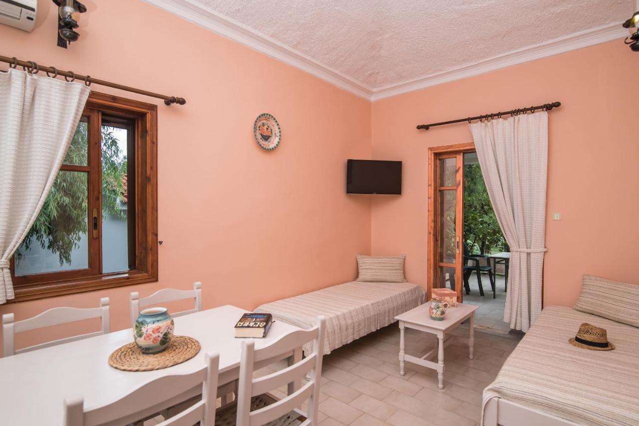 Alykes Park Bungalows Екстер'єр фото