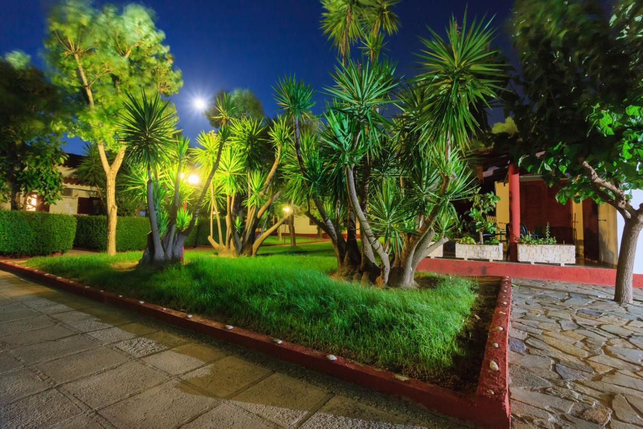 Alykes Park Bungalows Екстер'єр фото